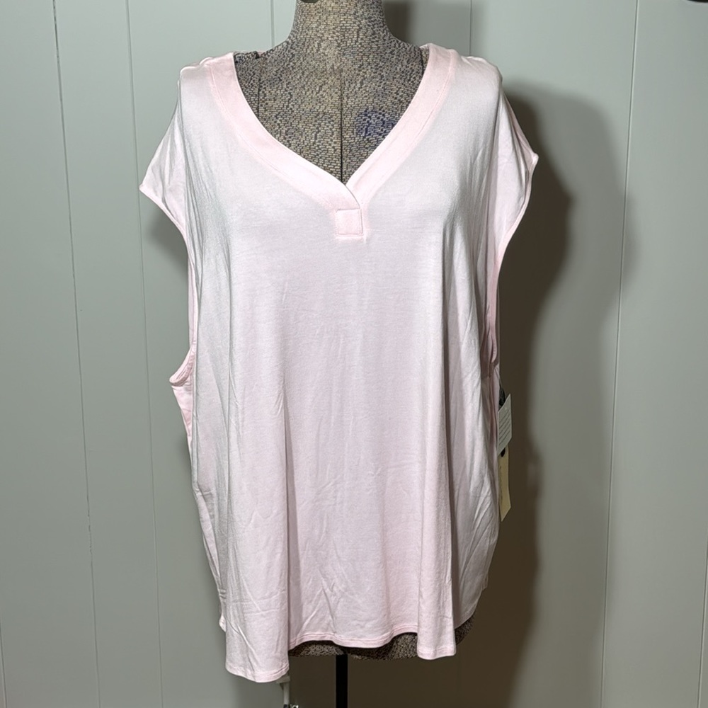 Emaline NWT Womens 3X Plus Pink Sleeveless Blouse V-Neck Stretchy